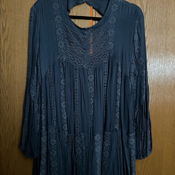 Free People Kiss Kiss Tunic - Color Navy Size Small NWT - Picture 5 of 10